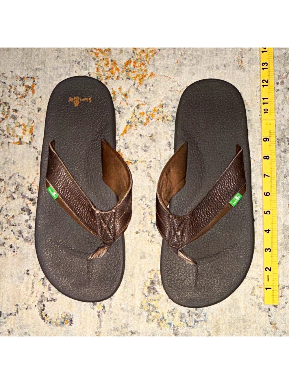 Sanuk Men’s Brown/Gray Flip Flop Sandals Logo Accent US 12 MPN SN 1016630